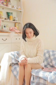 年轻的女学生3